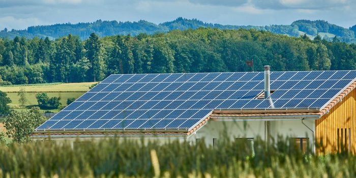 casa-controlador-de-carga-energia-solar